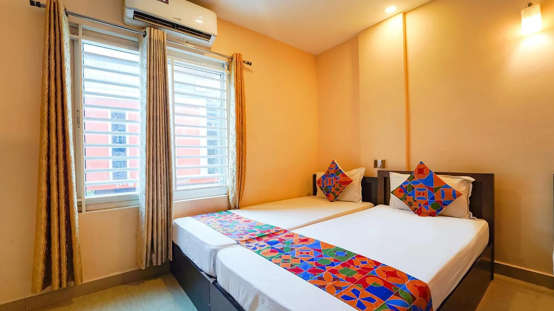 Zion Plaza Hotel Nedumbassery India